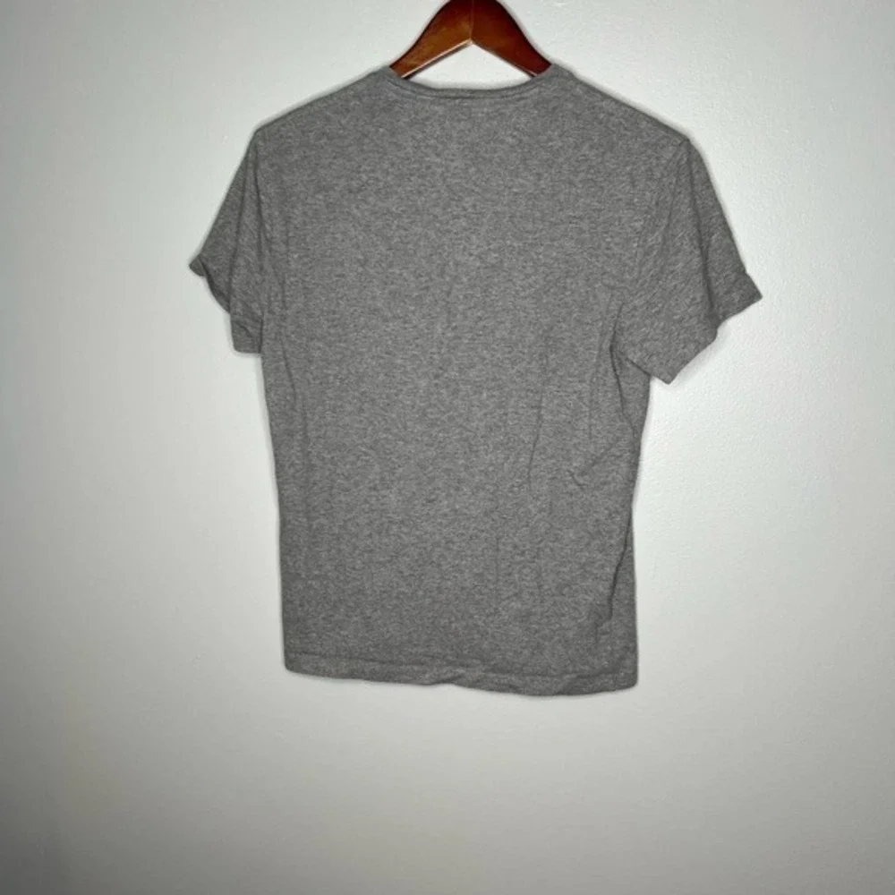 Levi’s men's gray short sleeve surf brigade crew neck graphic t-shirt small